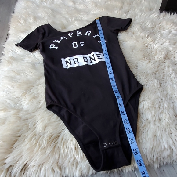 Hollister "Property of No One" Fitted Bodysuit - Picture 5 of 6